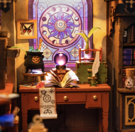 Robotime The Magic Study