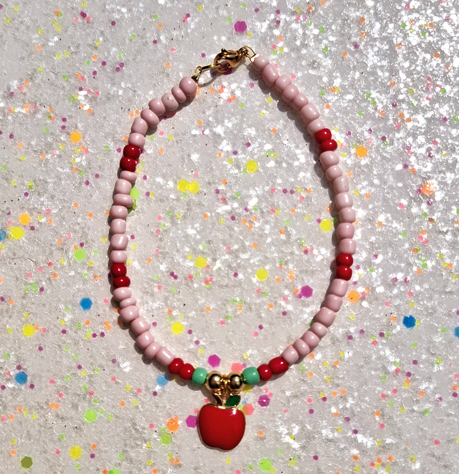 Red Apple Pink