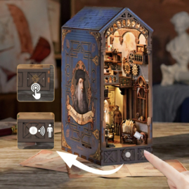 Tonecheer Booknook Leonardo Da Vinci