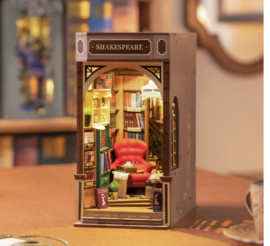 Rolife Booknook Shakespeare