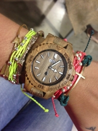 WeWood horloge `Date teak`