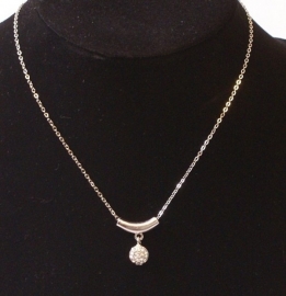 3006/M Ketting met zilverkleurig ornamentje