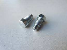Triumph tappet block bolt , 97-0200