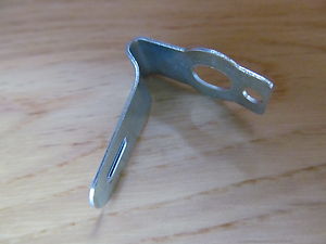 Clipje deksel Amal 276/376 , 4/235