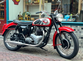 BSA A7 , 650cc van bouwjaar 1962 , €2950,-