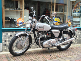 Norton Commando 750 Roadster , verkocht.