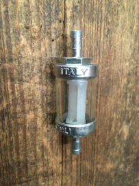 Klein benzine filter van OMG uit Italie
