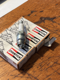 4x Champion RF7YCC bougies