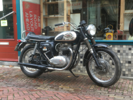 BSA A50 Royal Star , verkocht