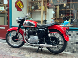 BSA A7 , 650cc van bouwjaar 1962 , €4300,-