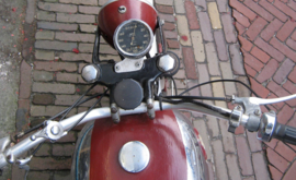 BSA B31 , 1954 ,met extra onderdelen , verkocht