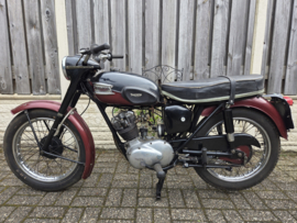 Triumph Tiger Cup , gereserveerd.