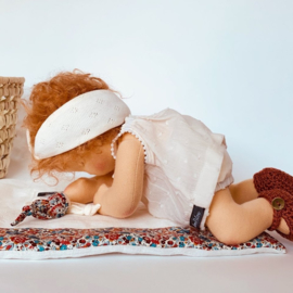 Petite Bébé - a 12''/30 cm tall  Waldorf Baby Doll in Mozes basket - Cinnamon