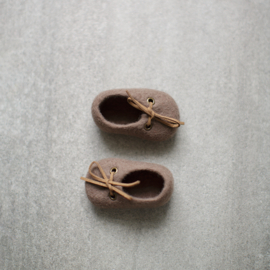 Poppenschoentjes, door Vaida - Laag model - Brown