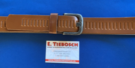 Leren heren riem sleuf licht bruin 115 cm lang 4 cm breed