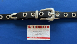 Dames riem 2,5 cm zwart met zilveren ringen 160 cm lang