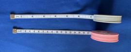 Rol centimeter grijs