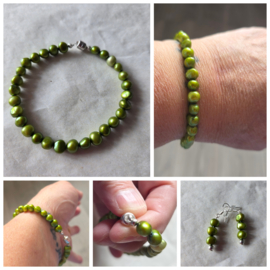 peridot groene parels: armband en oorbellen set
