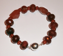 Warm donker oranje armband