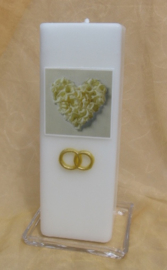 Trouwkaars bloemen hart en ringen