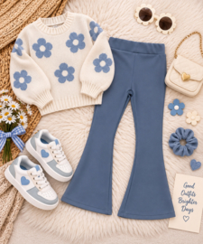 FR33370 flaredpants lichtblauw (7pcs)