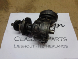 Distributor M20 breaker points (Used)