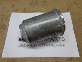 Oilfilter housing M30 aluminium with drainplug (Used)