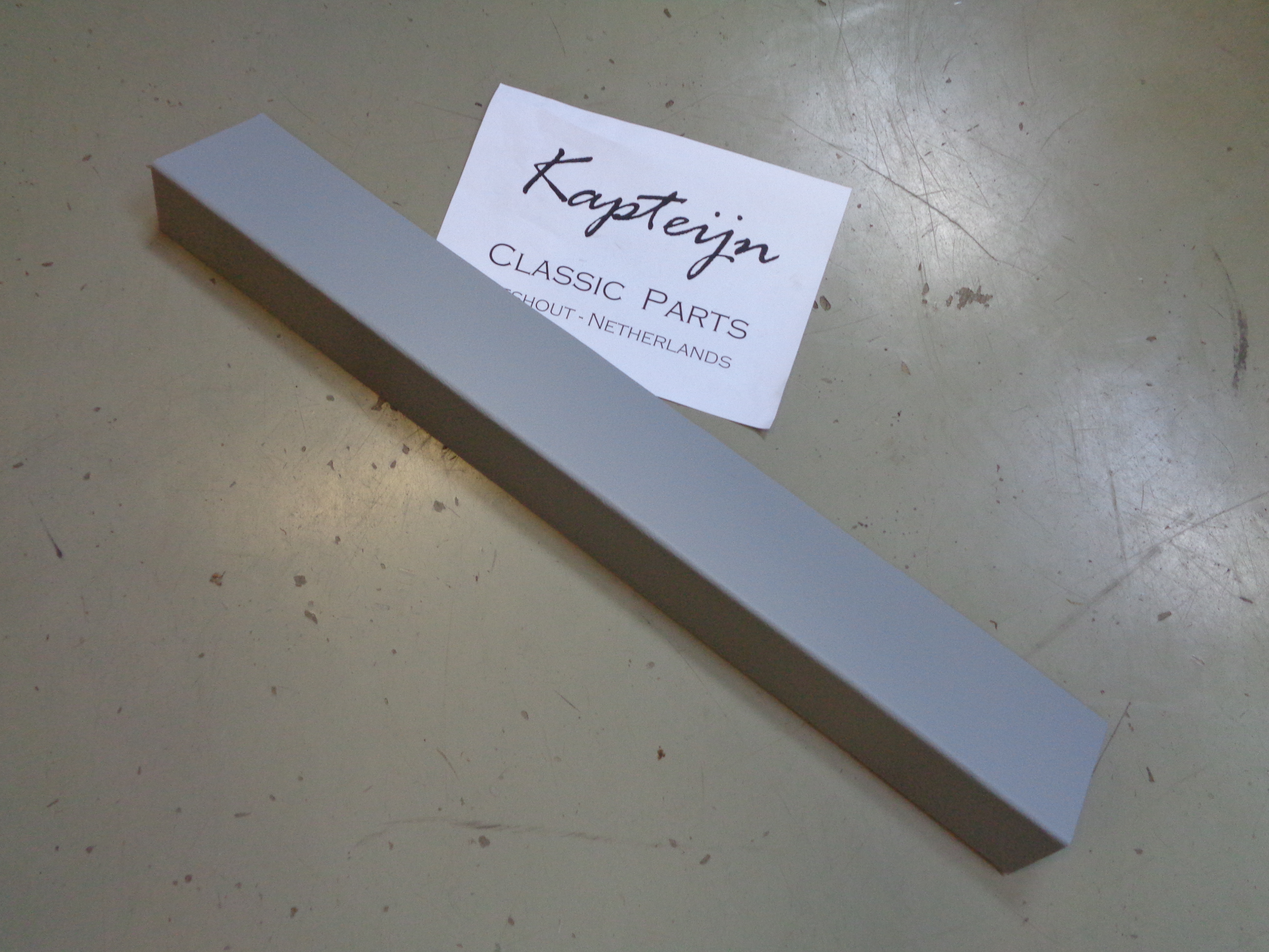 Boot trim, crossmember behind seat (Repro, New)