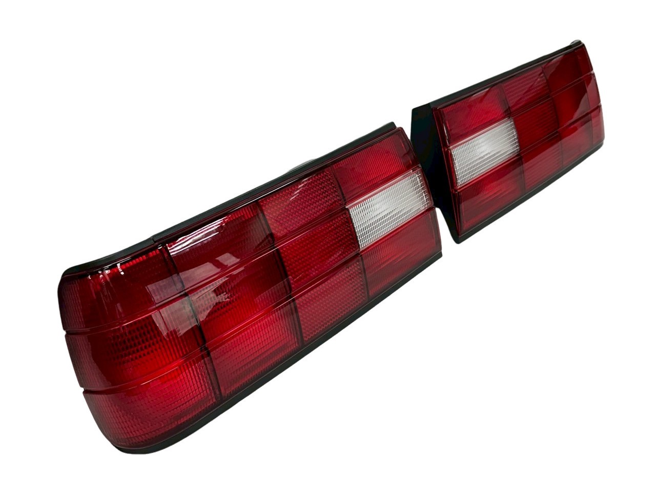 Achterlichtenset MHW rood modified vanaf 09-1987 (Repro, Nieuw)