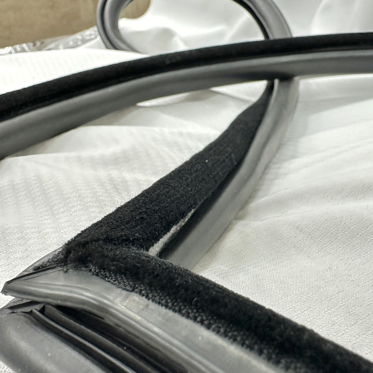 Türdichtung 4-Türer, Tür hinten links (Repro, Neu)