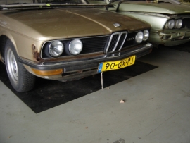 BMW E12 520/6 1979 (dismantled)