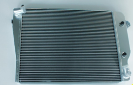 Radiator M30 motor automaat aluminium nieuw