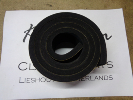 Seal between fueltank and bootfloor, 60x10mm selfadhesive, L=1250mm (Repro, New)