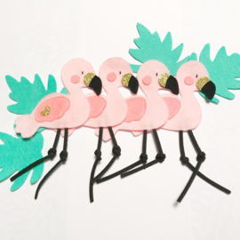 4 enkele flamingo's