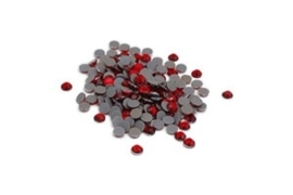 Rhinestones Red met heat transfer backing 5 mm