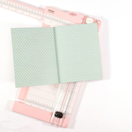 Vaessen Creative • Papiersnijder met rilfunctie 15x30,5cm pink