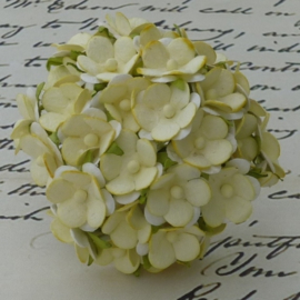 Sweetheart Blossom Flowers - Soft Yellow