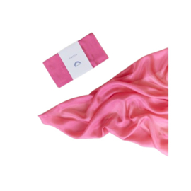 Speelzijde Roze groot, Sarah's silks