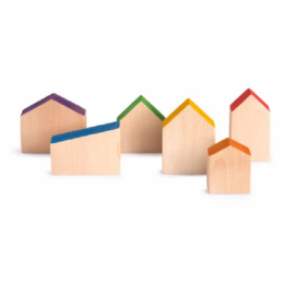 6 houten huisjes Regenboog, Grapat