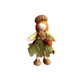 Meisje met de eikel Viltpopje *1