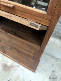 Hoge, smalle jaren 20 apothekerskast (146933)