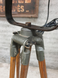 Authentieke fabriekslamp op statief (144861) verkocht