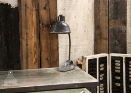 Oude fabrieks/bureaulamp (131066)..verkocht