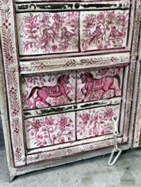 Oude roze poort met olifanten (147195)
