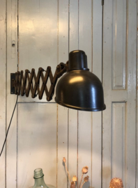 Oude Bauhaus scharnierlamp (137430) verkocht