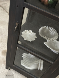 Elegante houten vitrinekast uit de jaren 20–30 147670