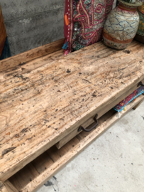Oude eiken timmermanswerkbank (146322) lengte 203 cm verkocht