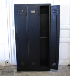 Locker smal  (134133)....verkocht