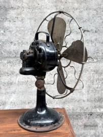 Oude originele jaren 20 Marelli ventilator 147485