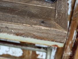 Oud ijzeren bureau met oud houten blad (131636, 131659)..verkocht